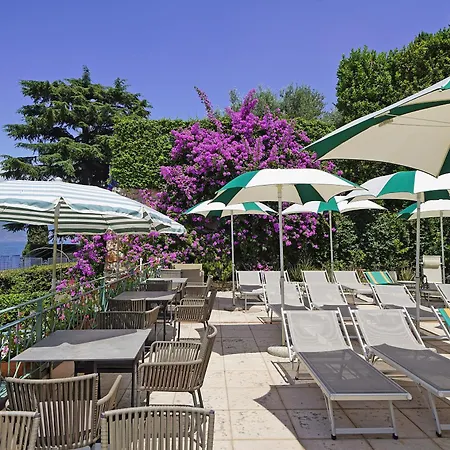 Hotel Villa Carlotta-2
